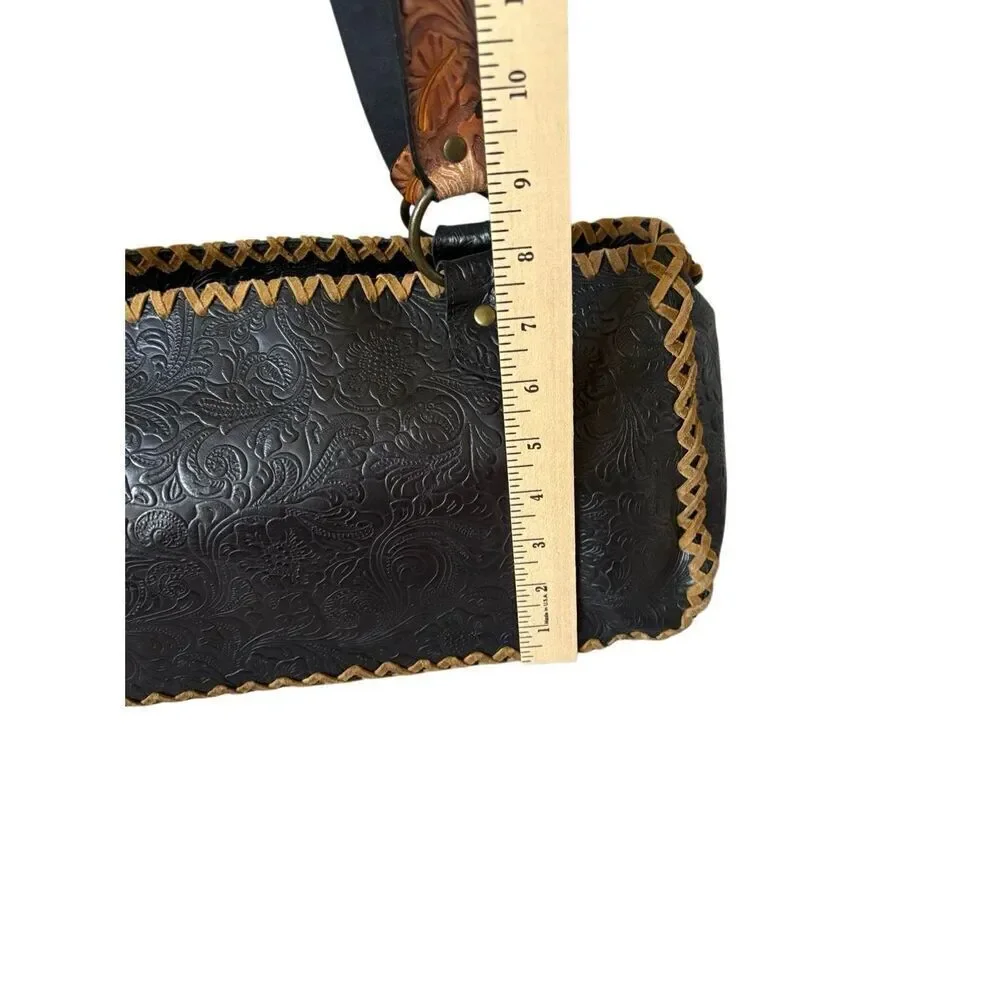 Santi Embossed Floral Western Y2K shoulder bag - Picture 5 of 16